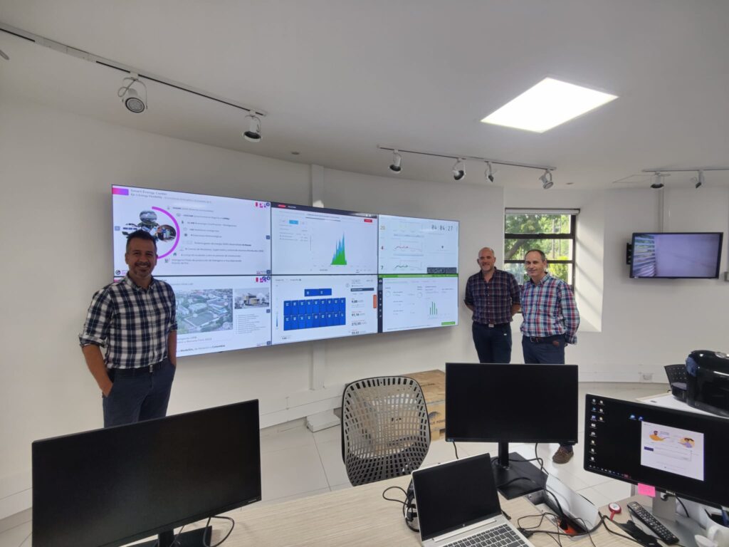 Fredy Vélez, Álvaro Corredera and Jesús Samaniego. CARTIF researchers of the Energy division